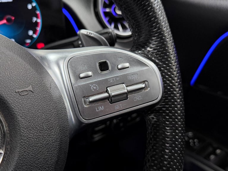 2022 Mercedes-Benz GLB 2.0 GLB35 AMG (Premium Plus) SUV 5dr Petrol 8G-DCT 4MATIC Euro 6 (s/s) (30...