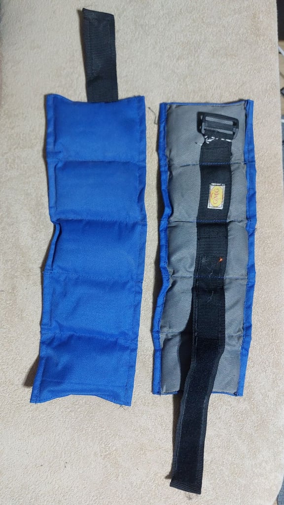 image for 2 x ankle weights 0.822 kg each