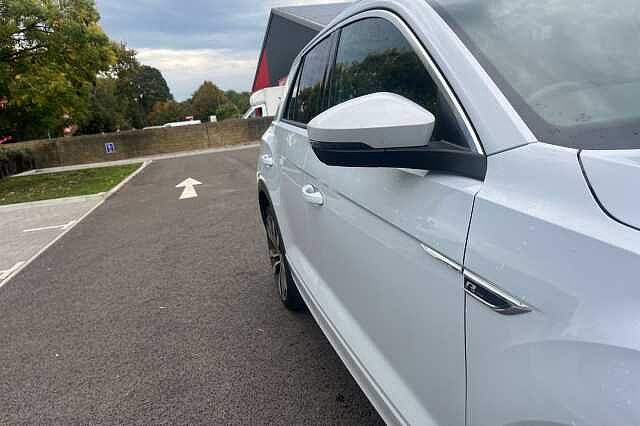 2019 Volkswagen T-Roc 1.6 TDI R-Line 5dr Hatchback Diesel Manual