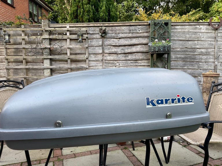 image for Lockable Roof Box