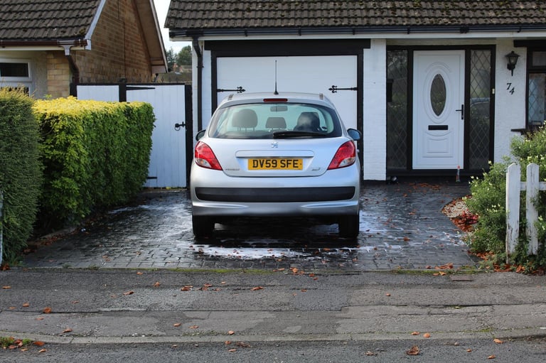 Peugeot, 207, Hatchback, 2009, Manual, 1360 (cc), 5 doors