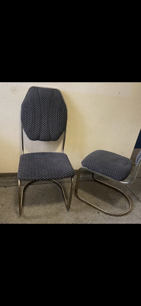 image for Set of 4 dining chairs 