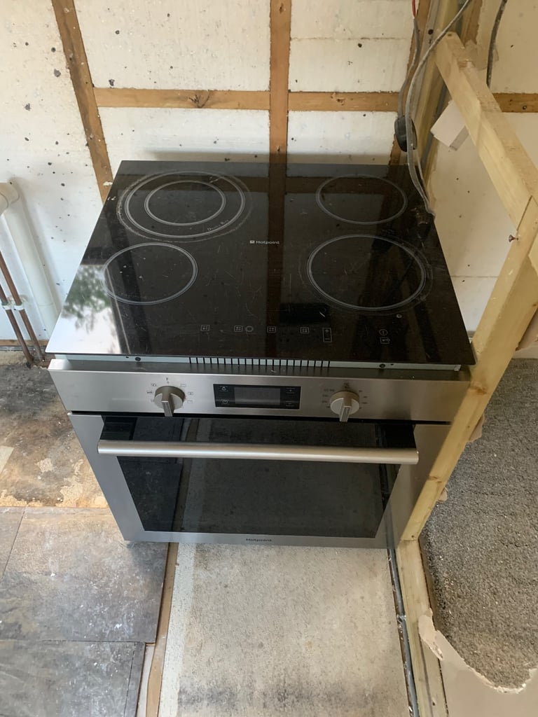 Hotpoint single electric oven and hob