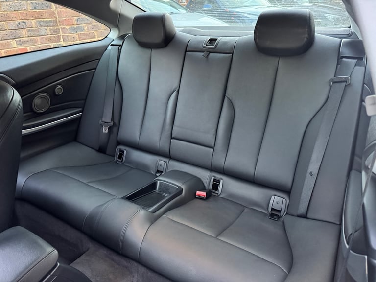2014 BMW 4 Series 435i Luxury 2dr Auto COUPE Petrol Automatic