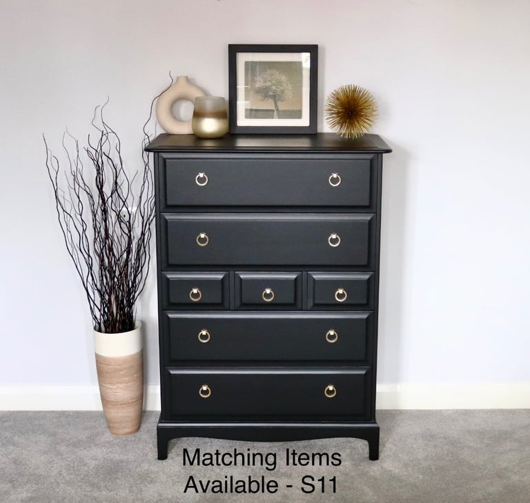 Stag 4 Drawer Bedside Tables Bedside Cabinets in Grey - Free Local Delivery 4DG