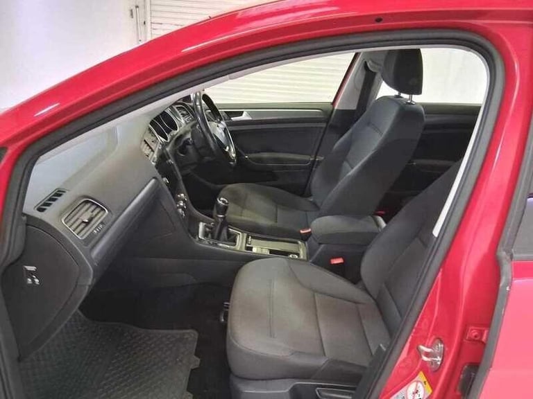 2018 Volkswagen Golf 2.0 TDI SE Nav Hatchback 5dr HATCHBACK Diesel Manual