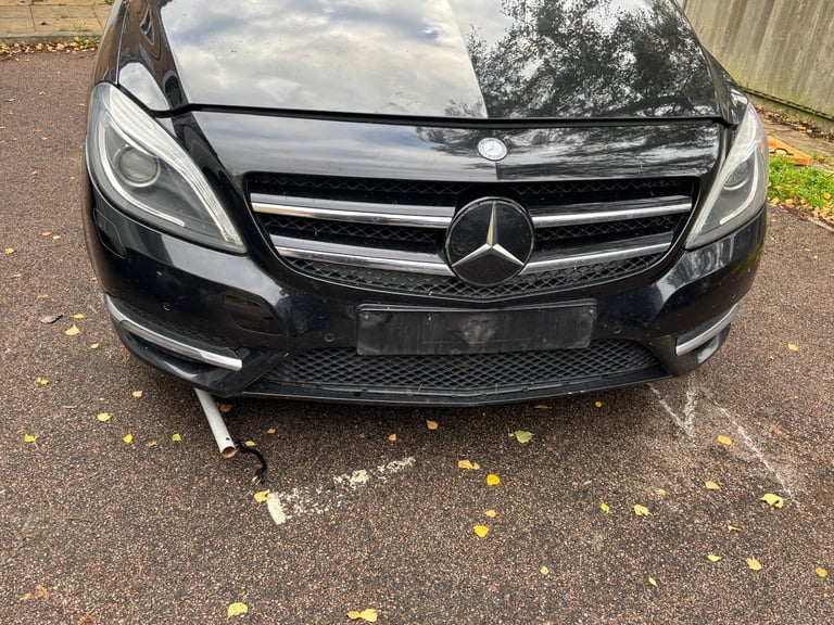 2014 Mercedes b class w246 front end complete 