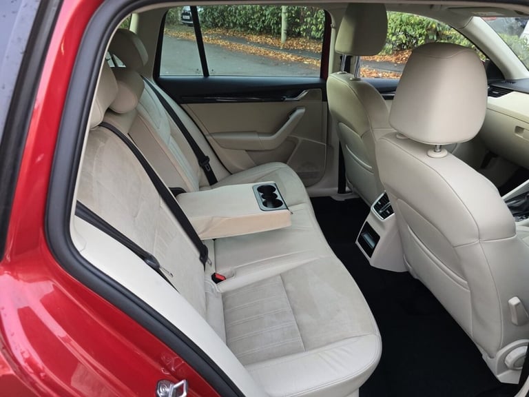 2017 Skoda Octavia 1.6 TDI SE L Estate 5dr Diesel DSG Euro 6 (s/s) (115 ps) Estate Diesel Automatic