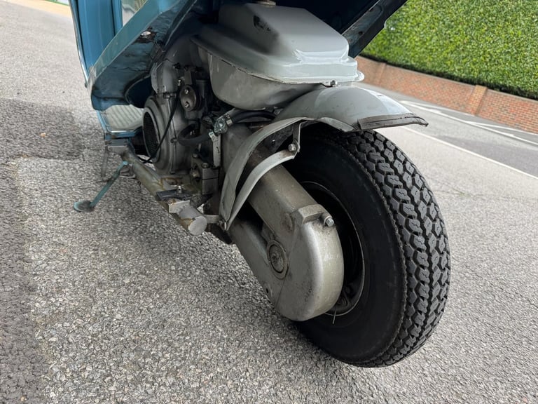 Peugeot S57B Scooter 123cc Blue 1956 Running and Riding Project with V5 