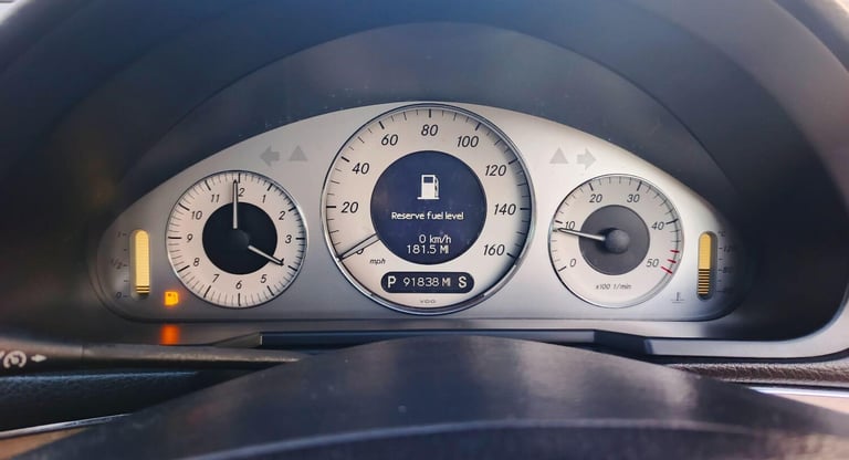 2008 Mercedes-Benz E-Class E220 CDI Avantgarde 4dr Tip Auto SALOON DIESEL Automatic