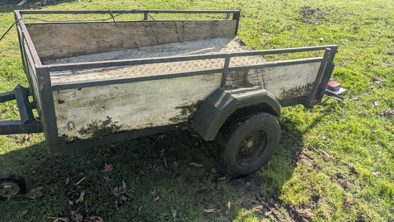 Trailer need a bit of love!!