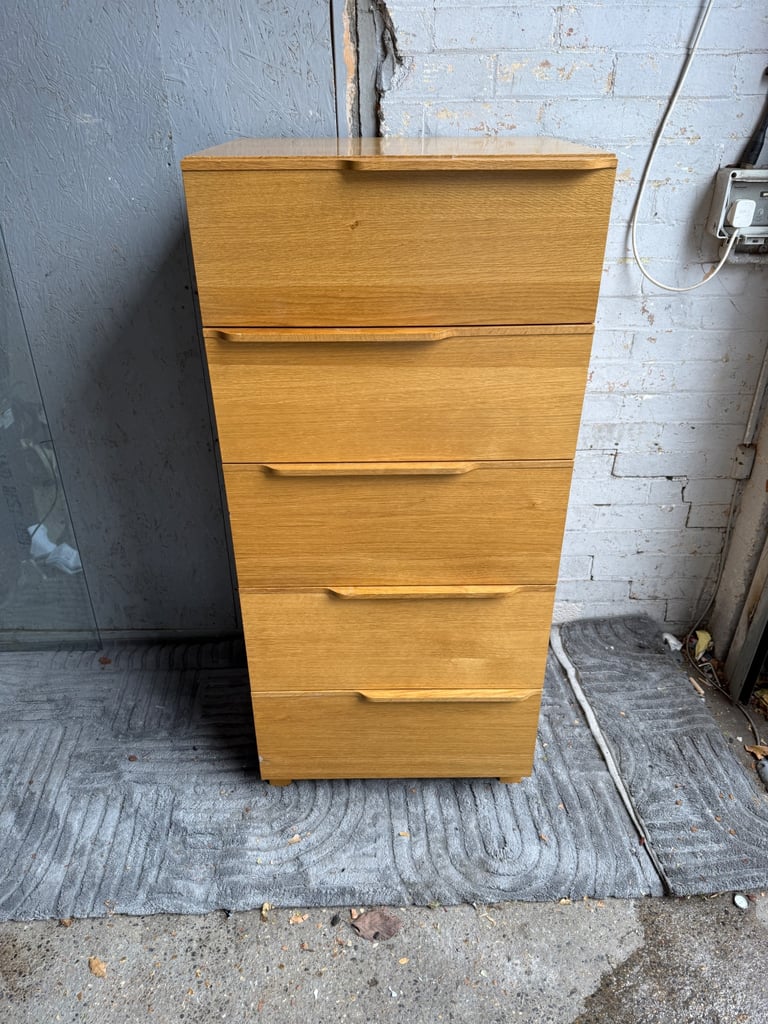 FREE DELIVERY HABITAT SOLID OAK TALLBOY CHEST OF 5 DRAWERS GOOD CONDITION