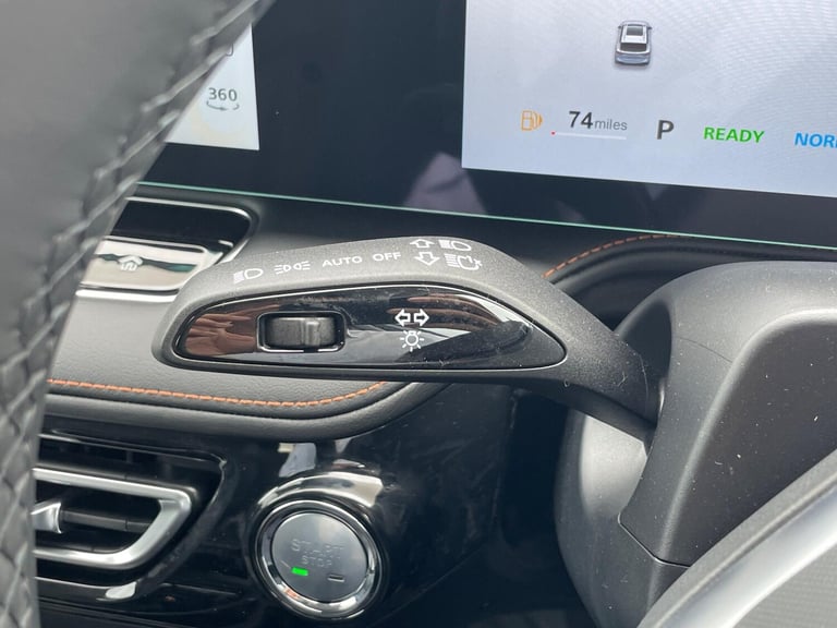 2025 MG MG HS 1.5 Hybrid+ Trophy SUV 5dr Petrol Hybrid Auto Euro 6 (s/s) (224 ps) ESTATE Petrol/E...