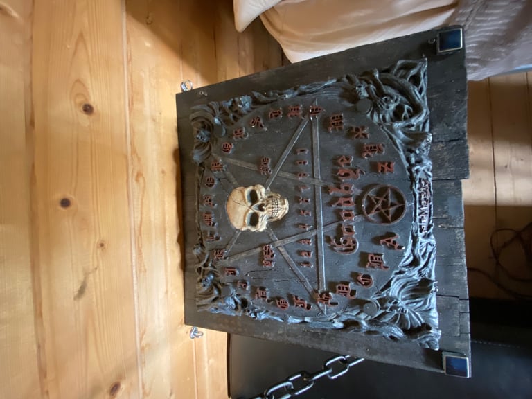 Gothic Nemesis now dead board 