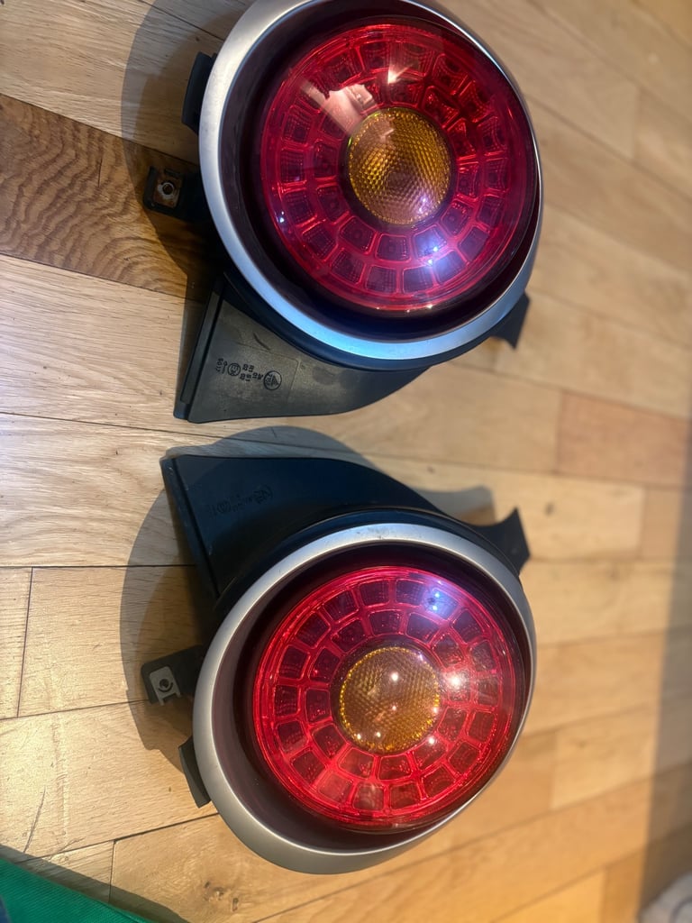 Pair Of Car Lights Lamps Alfa Romeo Alfa A955 Cromato Titanio Ice