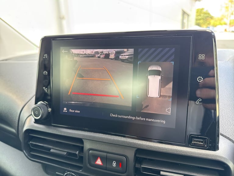 2022 Vauxhall Combo Life 1.5 Turbo D SE 5dr [7 seat] MPV DIESEL Manual