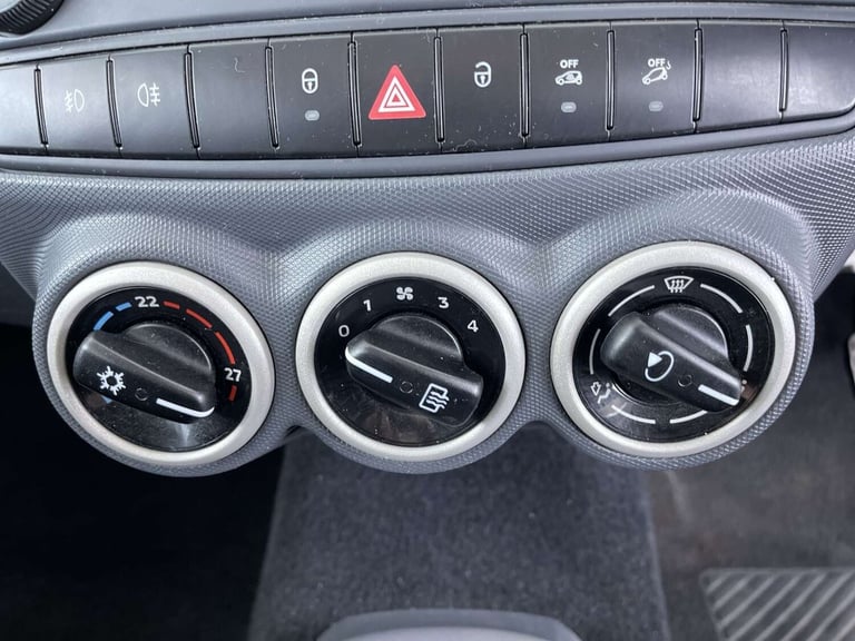 2004 smart forfour 1.5 CDI Passion Hatchback 5dr Diesel Manual (126 g/km, 95 bhp) Hatchback Diese...