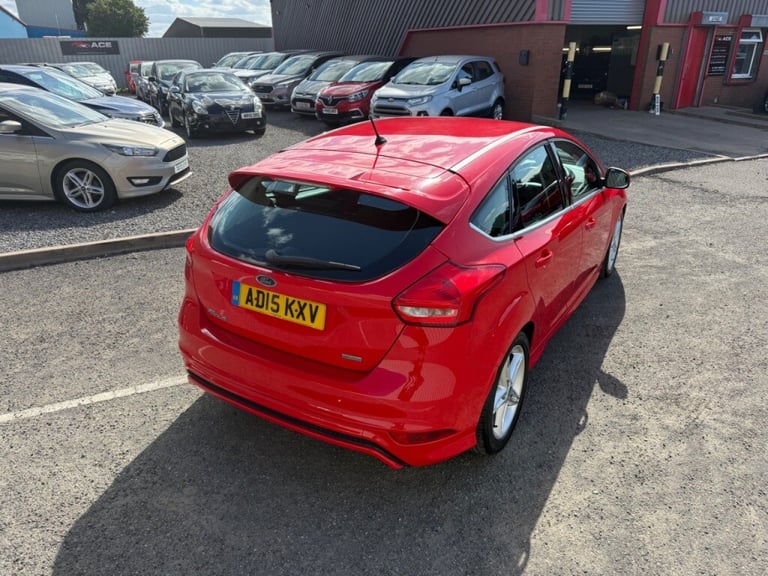 Ford Focus 1.0 EcoBoost 125 Zetec S 5dr, Cheap tax/ insurance Petrol