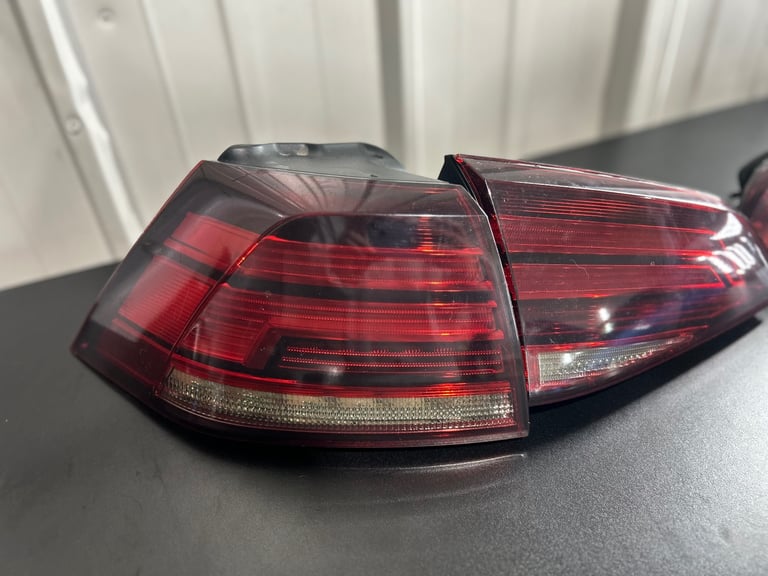 MK7.5 Golf Tail Lights