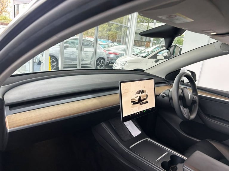 2022 Tesla Model Y (Dual Motor) Long Range SUV 5dr Electric Auto 4WDE (384 bhp) 1 OWNER MPV ELECT...