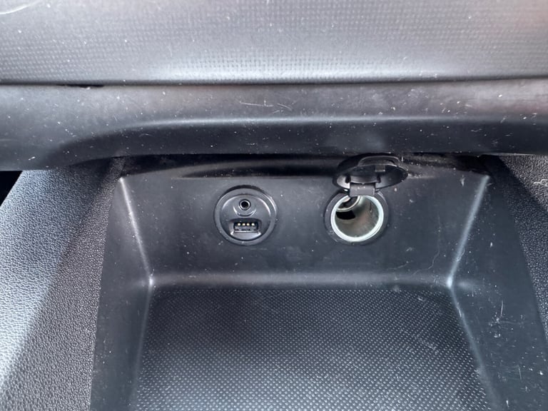 2015 Citroen C4 1.6 BlueHDi Feel 5dr HATCHBACK Diesel Manual