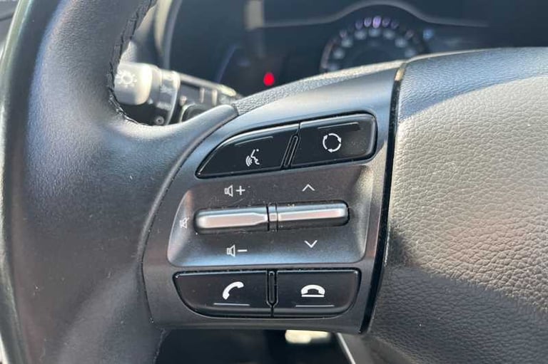 2021 Hyundai KONA 39kWh SE SUV 5dr Electric Auto (10.5kW Charger) (136 ps) SUV Electric Automatic