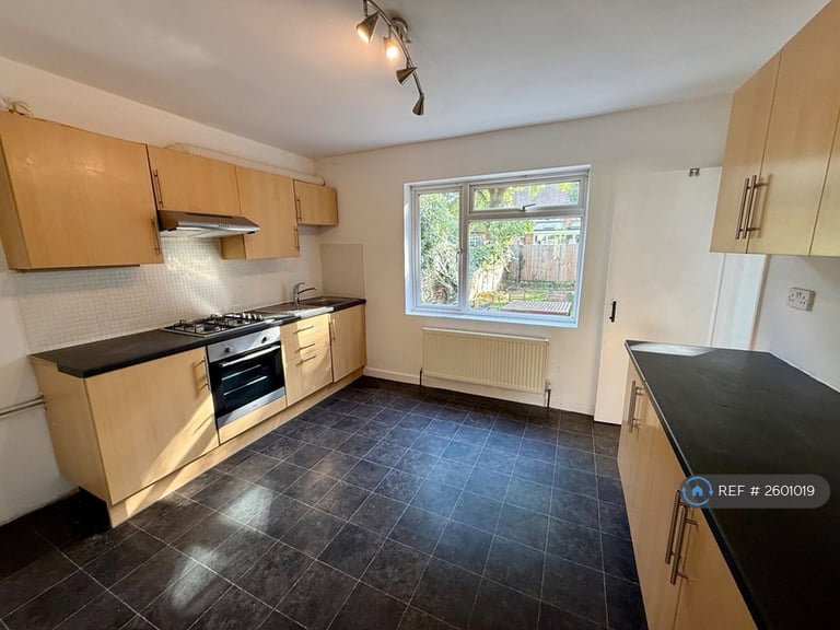 3 bedroom house in Beatty Road, Stanmore, HA7 (3 bed) (#2601019)