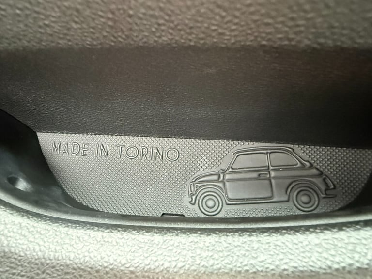 2024 Fiat 500 87kW Red 42kWh 3dr Auto Hatchback Electric Automatic