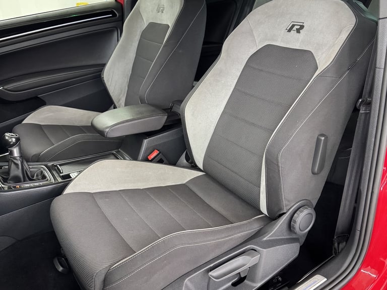 VOLKSWAGEN GOLF 2.0 TSI BlueMotion Tech R Red Manual Petrol 2015