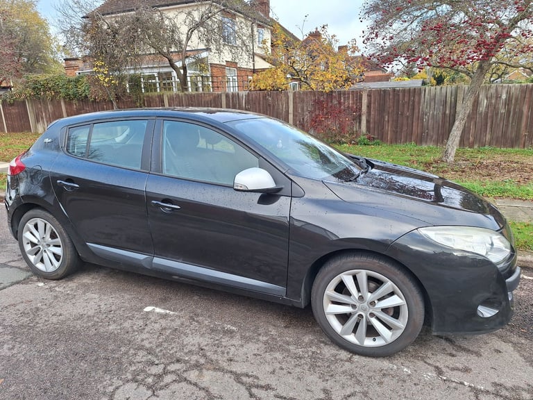 Renault, MEGANE, Hatchback, 2010, Manual, 1461 (cc), 5 doors