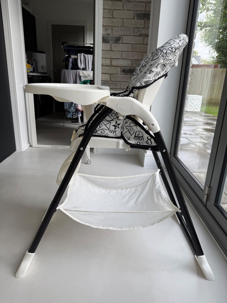 Joie Mimzy Snacker Highchair Fast Folding, Alphabet Soup Pattern, 6 Month - 15Kg