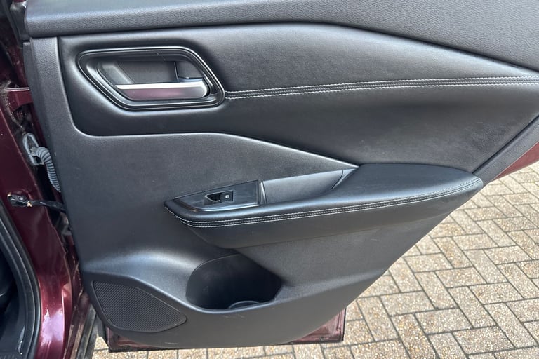 2022 Nissan Qashqai 1.3 DiG-T MH 158 N-Connecta 5dr Xtronic Hatchback Petrol Automatic