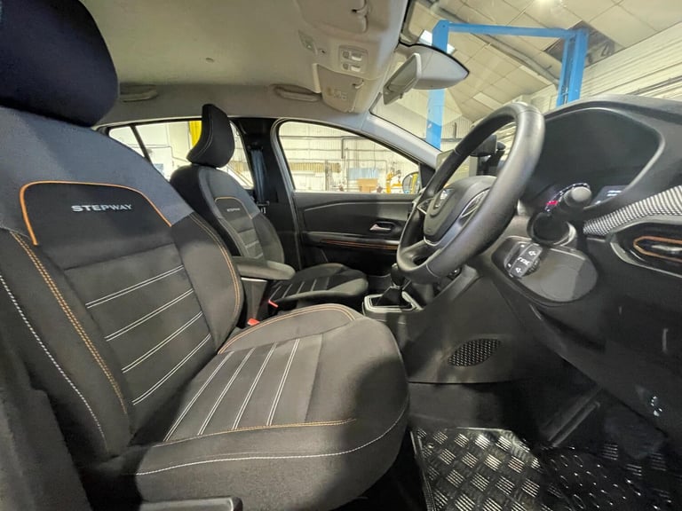 2022 Dacia Sandero Stepway 1.0 TCe Prestige CVT Euro 6 (s/s) 5dr HATCHBACK Petrol Automatic