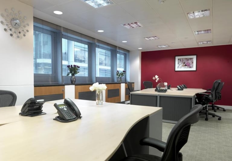 *Tottenham Court Road* Private Serviced Offices: From 3 to 50 desks to rent W1T