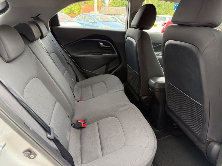 Kia Venga 1.4 3 5dr -  FSH - AIR CON - ALLOYS - Petrol