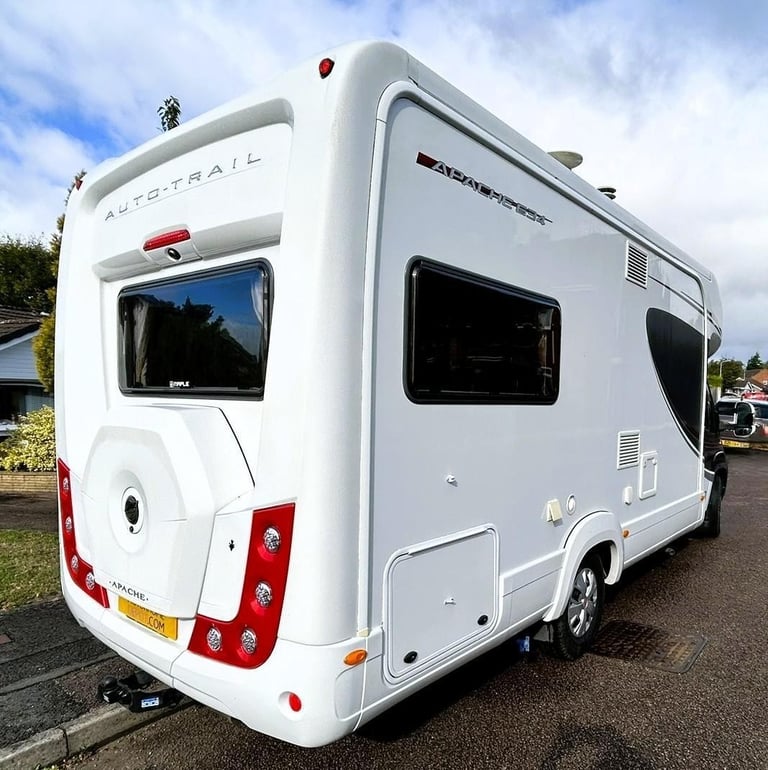 2017 AUTOTRAIL APACHE 634 2 BERTH U-SHAPE LOUNGE Motorhome for Sale