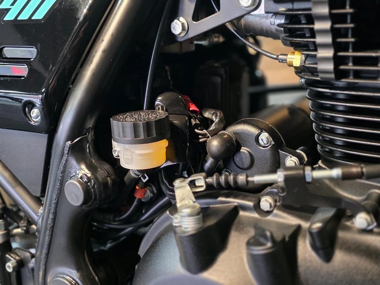 2024/74 ROYAL ENFIELD SCRAM 411 E5 HIMALAYAN 280 MILE'S 