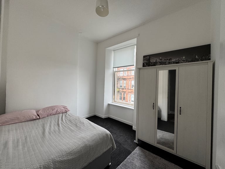 FURNISHED 2-bedroom ALL UTILITIES INCLUDED or Double/Twin Rooms Bridgeton G40 Glasgow Green Park