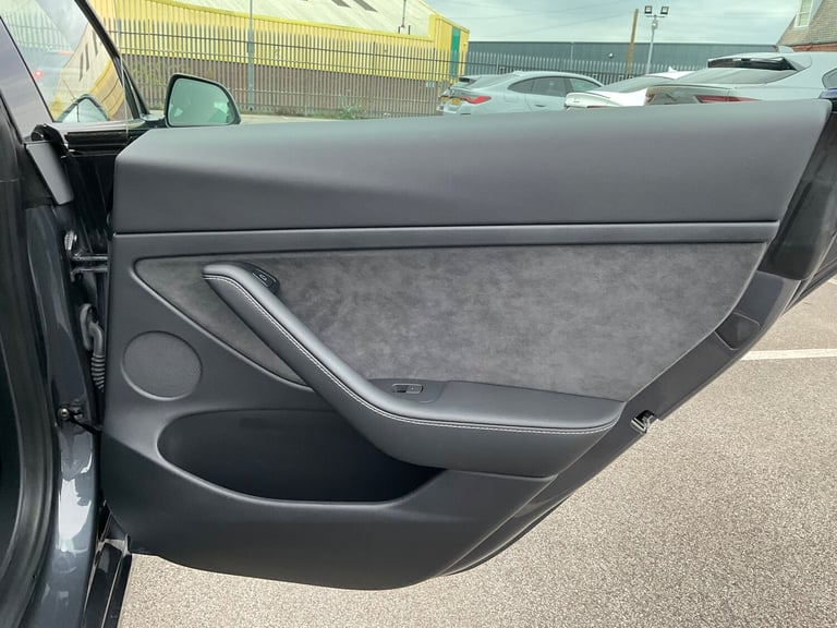 2022 Tesla Model 3 PERFORMANCE AWD Saloon ELECTRIC Automatic