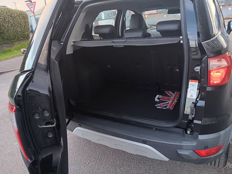 Ford ECOSPORT Titanium 1.5tdci Hpi Clear SUV Fsh
