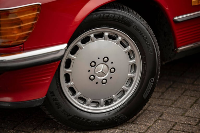 1988 Mercedes-Benz S-Class 300 CONVERTIBLE Petrol Automatic
