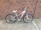 Specialised Hotrock unisex junior bike 24” wheels in very good condition and fully working