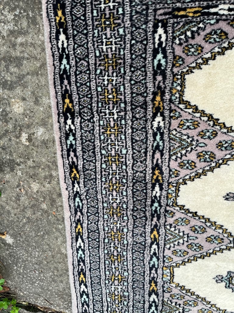 Pakistani Bokhara rug
