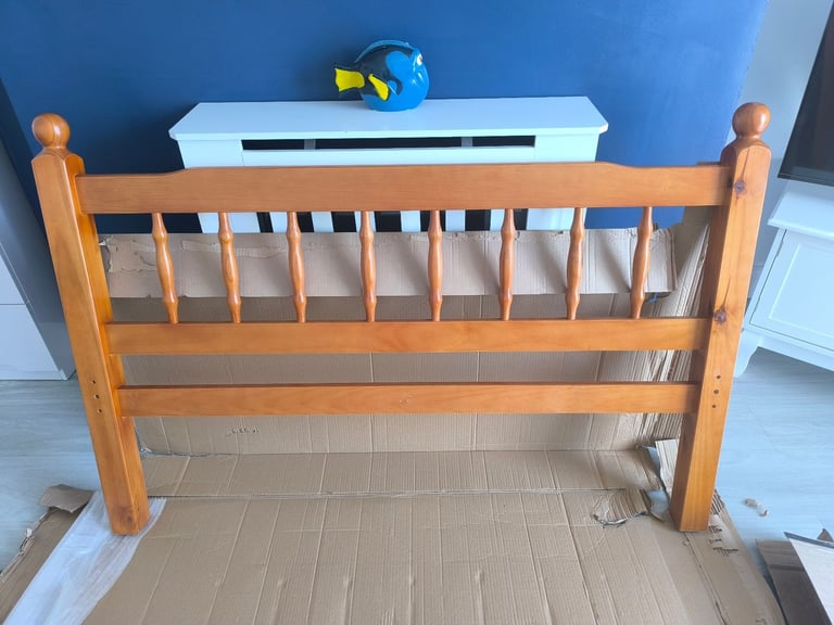 small double bed,premium pinewood