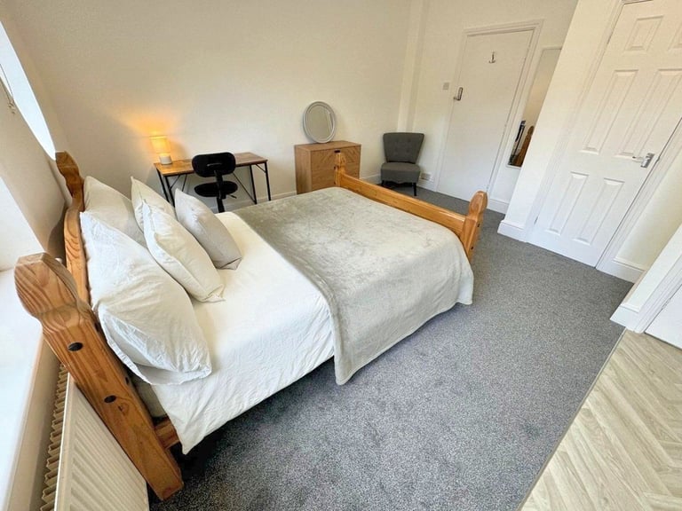 image for UC/ DSS.Rooms available in Various Locations across Birmingham