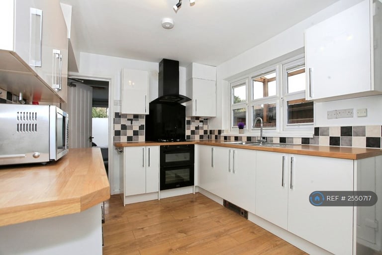 1 bedroom in West Parade, Peterborough, PE3 (#2550717)