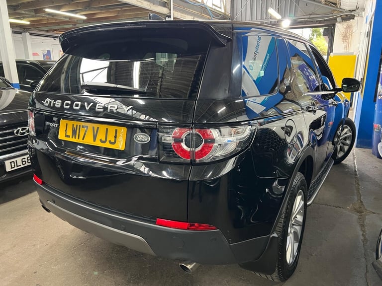 2017 Land Rover Discovery Sport 2.0 TD4 SE Tech SUV 5dr Diesel Auto 4WD Euro 6 (s/s) (180 ps) EST...