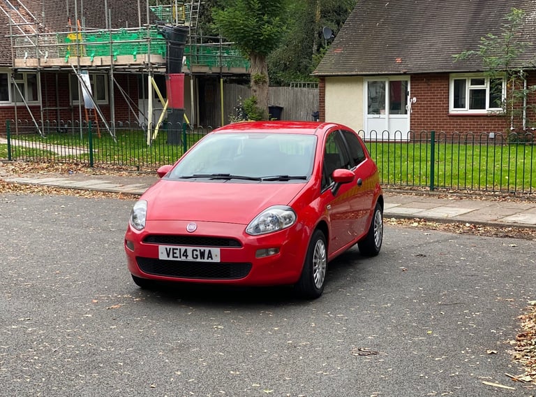 image for Fiat, PUNTO, Hatchback, 2014, Manual, 1242 (cc), 3 doors