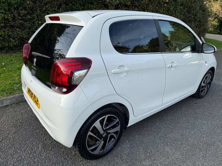 2018 Peugeot 108 1.2 PureTech Allure 5dr HATCHBACK Petrol Manual