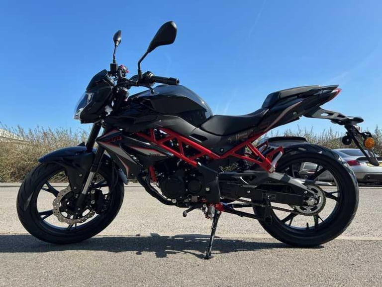 BENELLI BN125 LEARNER LEGAL MOTORCYCLE